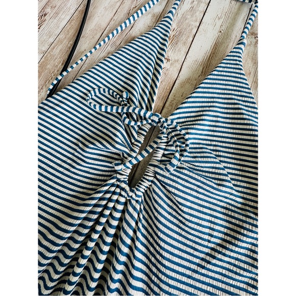 Billabong ‘Sea Rinse’ One Piece - Picture 8 of 13